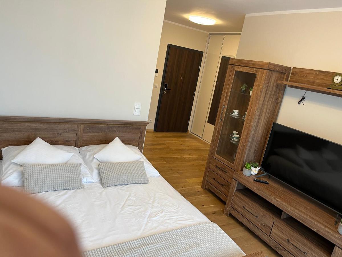 Apartament Garbary 234 Parking Free بوزنان المظهر الخارجي الصورة